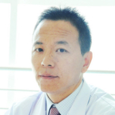 何显力头像