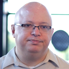 Luciano Costa头像
