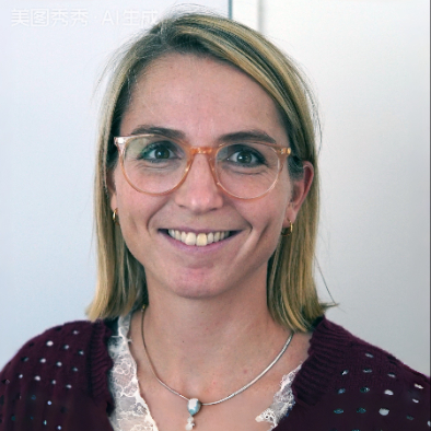 Hélène Aubert头像