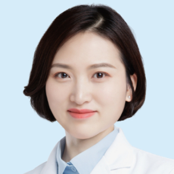 龚莉华头像