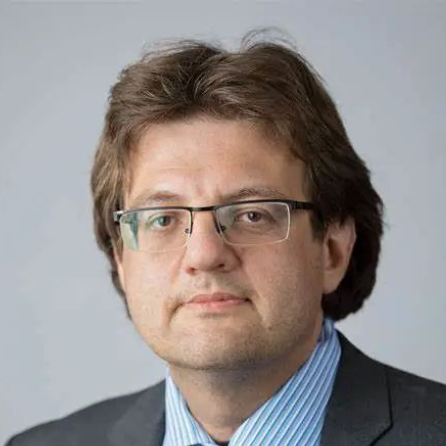 Uri Kopylov头像
