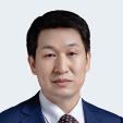 杨新华头像