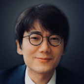 郑桐森头像