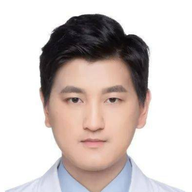 李张昱头像